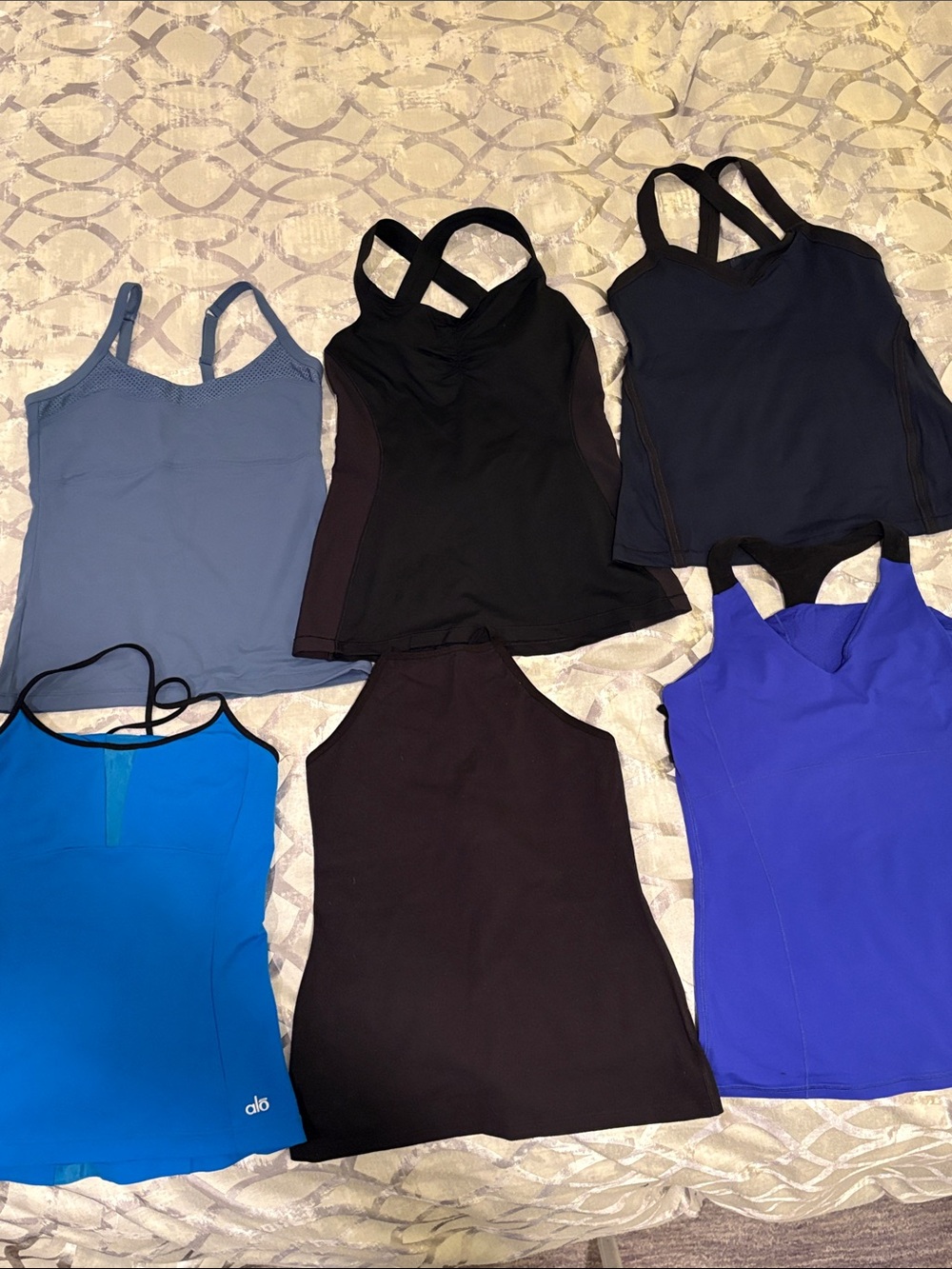 6 PIECE BUNDLE! ALO/Beyond Yoga/LULU-LEMON/Lorna Jane athletic wear tops Size S